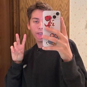 Meet your Posher, Cameron